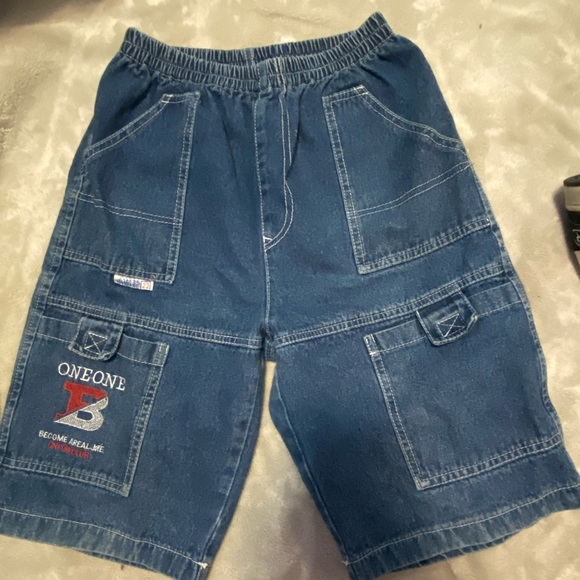 Asian Vintage Jorts 00’s - Picture 2 of 4